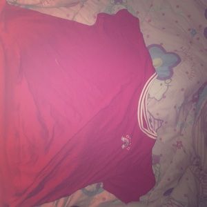 A cute red crop top 🌹